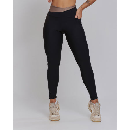 CALÇA LEGGING PRETA FOSCA